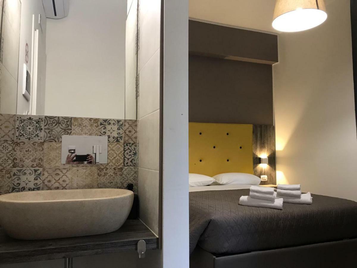 Alojamento de Acomodação e Pequeno-almoço Borgonove Roma